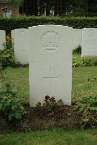 Strand Military Cemetery - Le Leu, Frank Edwin